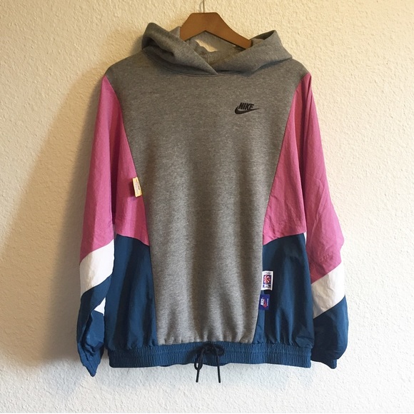 Nike Jackets & Blazers - Nike Vintage Style Hoodie